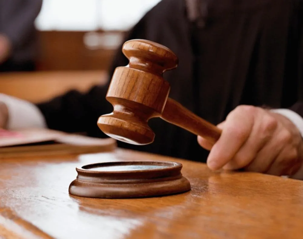 Profissional de poker que foi preso pela PRF acusado de tráfico de drogas e associação ao tráfico, é solto após audiência; advogado explica tese de defesa
