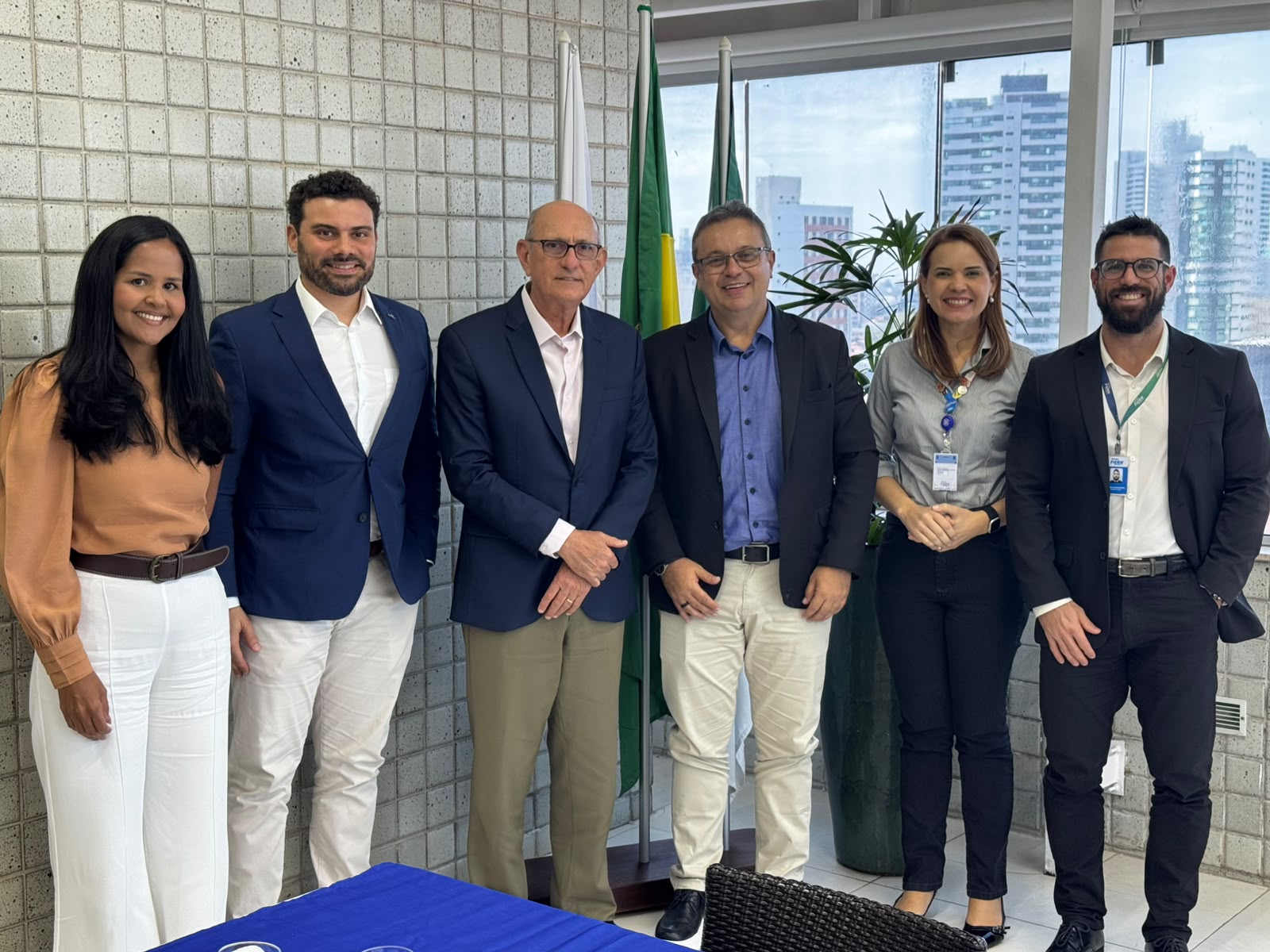 FIERN e Seplan discutem industrialização, logística ferroviária e segurança hídrica e energética do RN