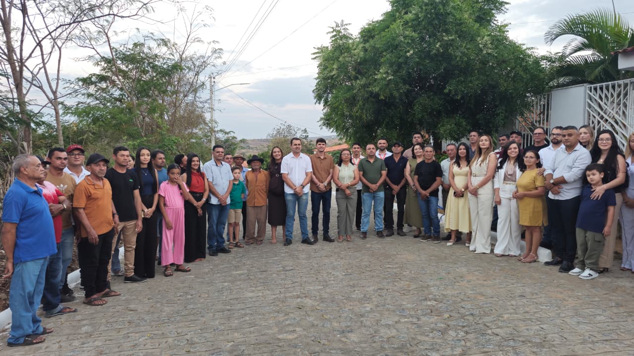 Bernardino Batista: Aldo Andrade entrega  calçamentos e inaugura obra de R$ 400.000 reais na Vila Egídio