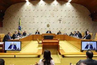 * Dino pede vista e interrompe julgamento no STF com placar de 4 a 3 para unir casos de Moraes e Mendonça.
