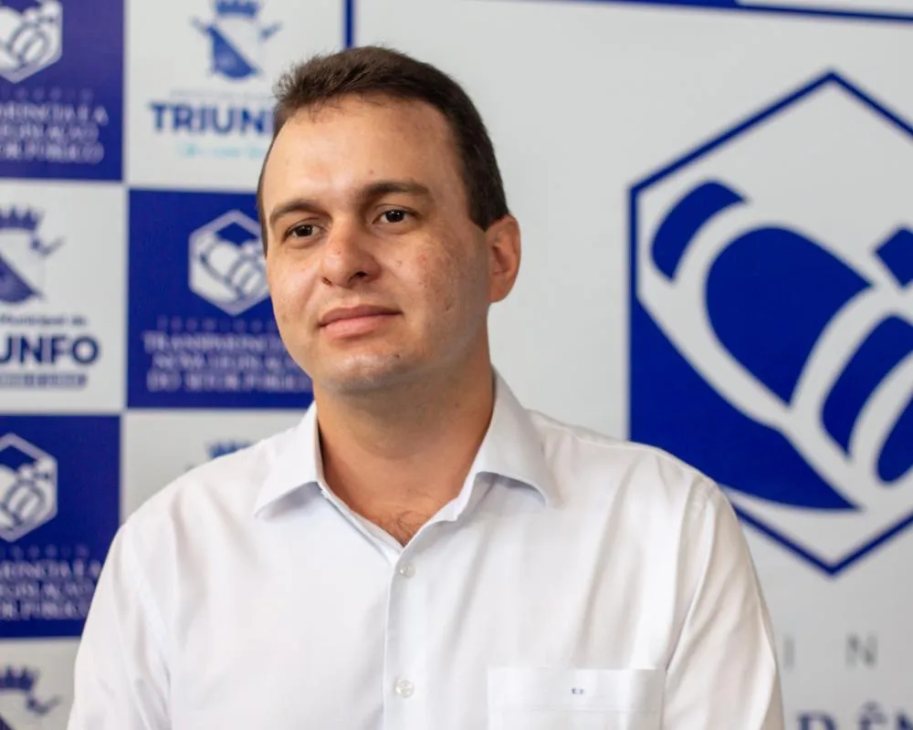 Prefeitura de Triunfo efetua pagamento dos servidores nesta quarta e mantém salários dentro do mês trabalhado