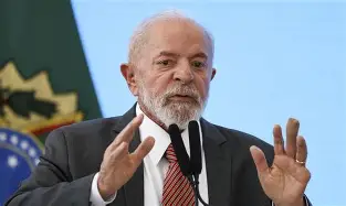 Entenda fala de Lula sobre mulheres “aprenderem a tomar toque” cedo