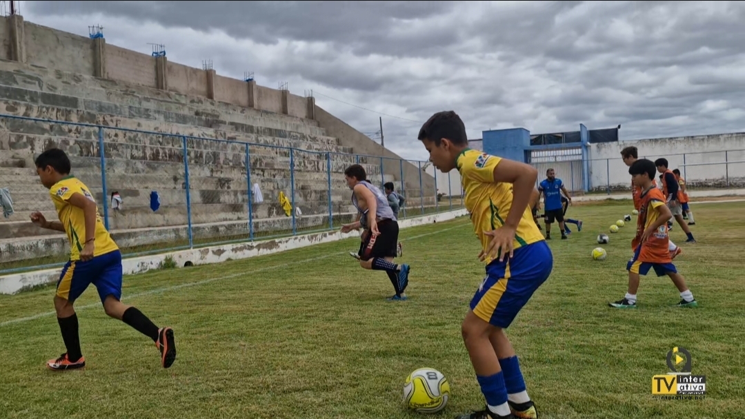 Mais que futebol: Projeto "Craques do Futuro" transforma a vida de mais de 300 crianças em Uiraúna