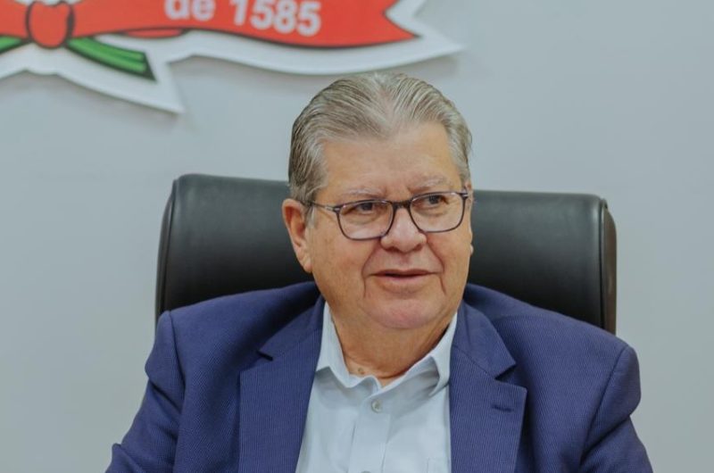 João Azevêdo é eleito senador com a maior votação da história da Paraíba