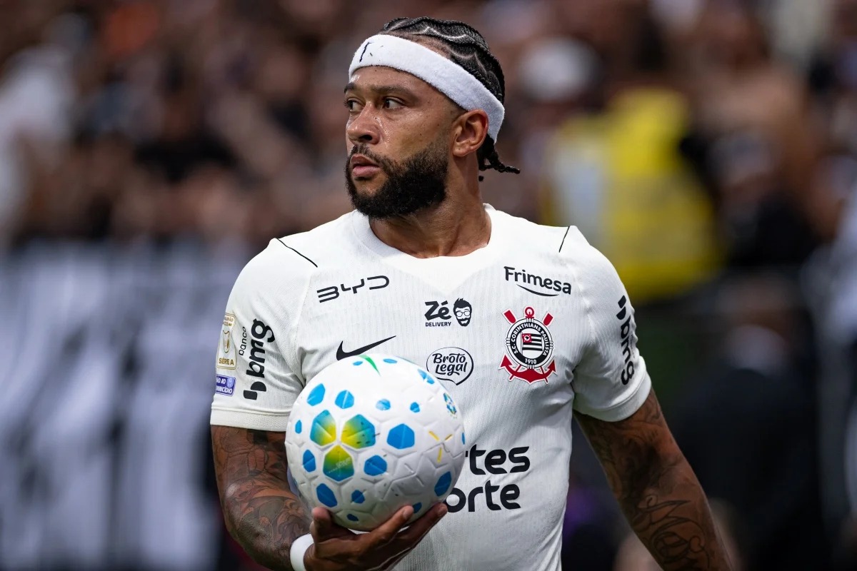 Corinthians encara o Internacional com 11 pendurados antes de clássico decisivo contra o Palmeiras