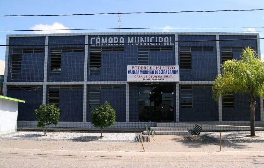 Justiça suspende eleição antecipada da Mesa da Câmara de Serra Branca
