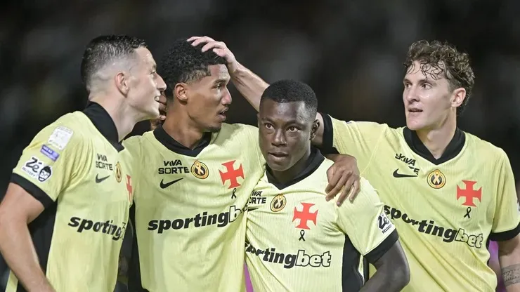 Vasco pode poupar titulares contra o São Paulo de olho em decisão com o Boca Juniors