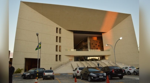 Justiça condena ex-prefeito de cidade do Alto Oeste Potiguar e dois ex-juízes do TRE-RN por corrupcao