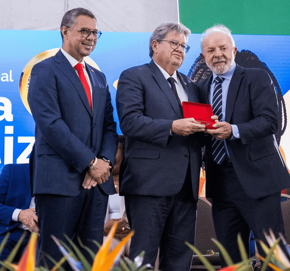 Lula amplia votação na Paraíba; tem quase 1,8 milhão de votos e vence Flávio Bolsonaro com 67,46%