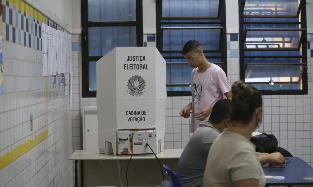Eleitores de seções já fechadas na Paraíba não puderam votar após prorrogação, explica promotora