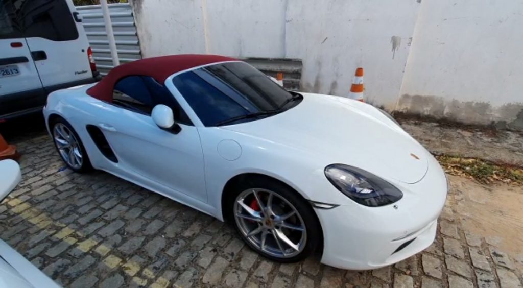 Empresário é preso no RN e cavalos e carros de luxo são apreendidos em operação da PF
