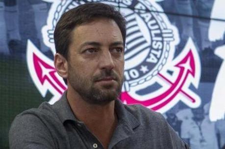Duílio é eleito presidente do Corinthians para próximos três anos
