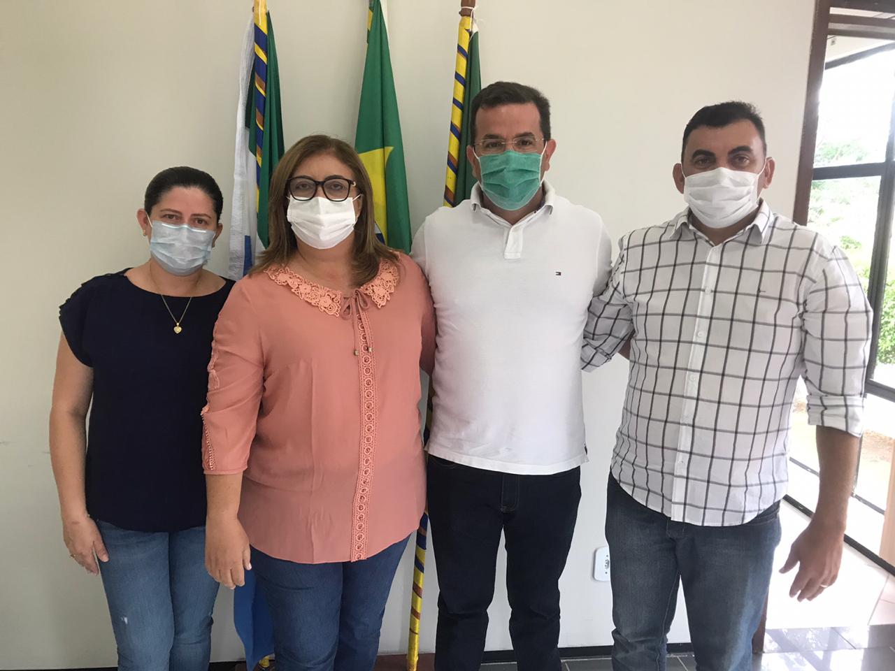 Prefeita Maria Elce, vice Dr Alan e vereadores recebem diplomas em Major Sales