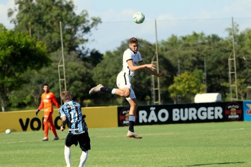 De virada, Corinthians bate o Grêmio e vai para a semi do Brasileiro sub-20