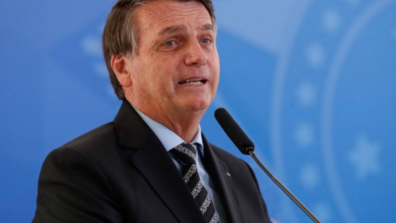 Auxílio emergencial volta a ser pago em março, anuncia Bolsonaro