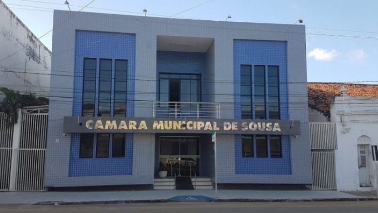 Dispersa, bancada de oposição em Sousa ainda não tem líder; Eugênio Rodrigues comandará base governista
