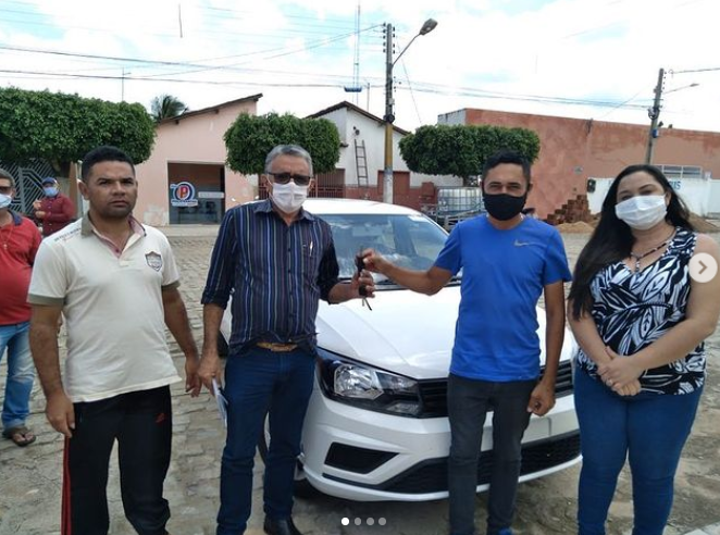 Prefeito Itamar Moreira consegue veiculo 0km para o Município de Poço Dantas. Veja!