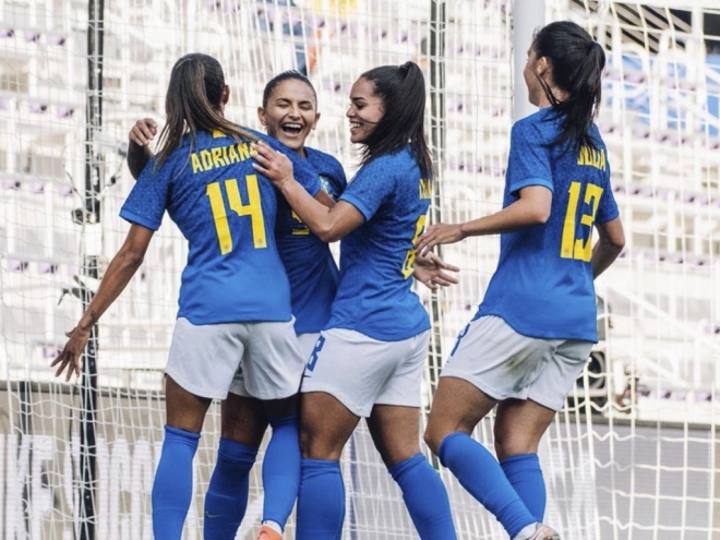Brasil vence Canadá no encerramento do Torneio She Believes