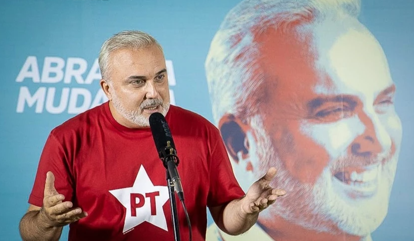 Senador confirma pré-candidatura a reeleição pelo PT