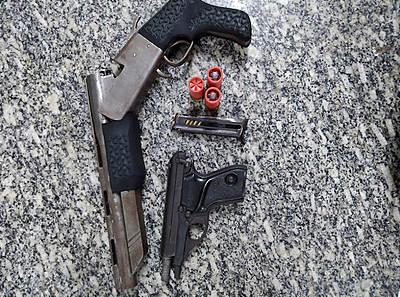 Homem é preso com duas armas após ameaçar populares em Luís Gomes/RN