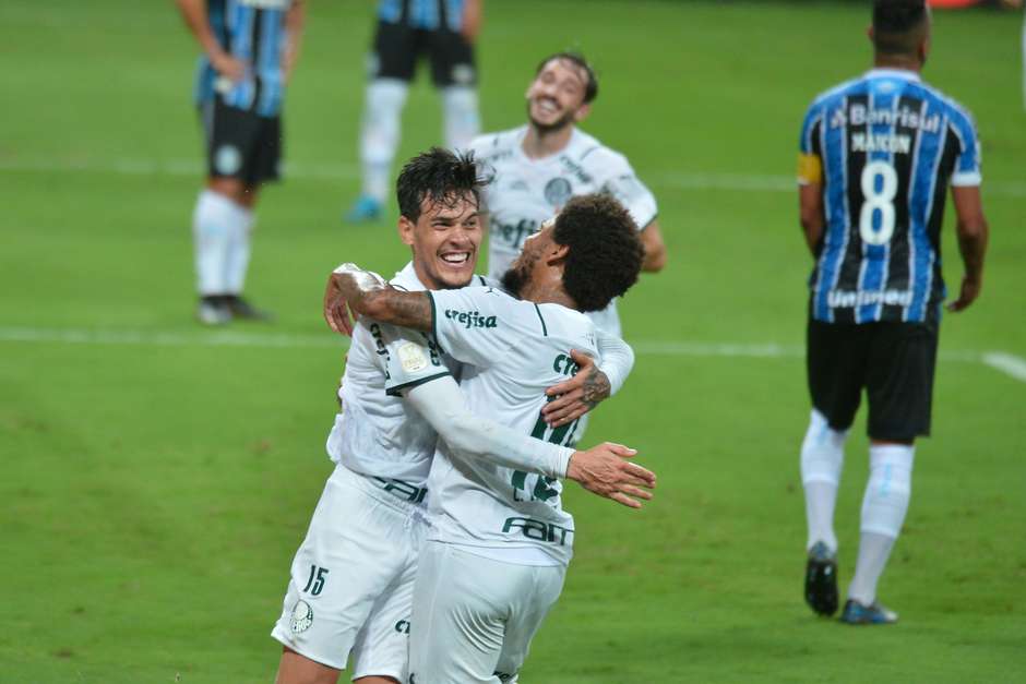 Palmeiras bate Grêmio por 1 a 0 e sai na frente na decisão