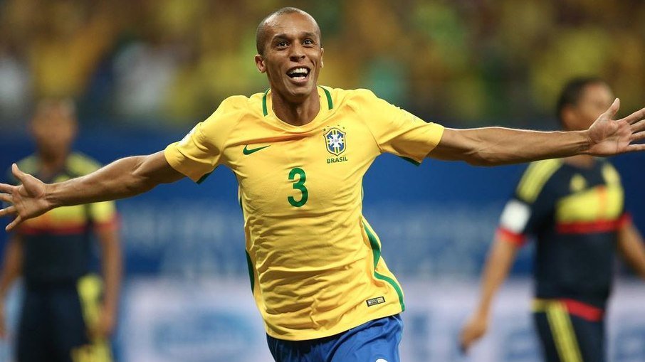 São Paulo e Miranda entram em acordo e zagueiro está de volta ao Tricolor