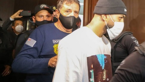 Gabigol, do Flamengo, é flagrado pela polícia de SP em evento com mais de 200 pessoas em cassino clandestino