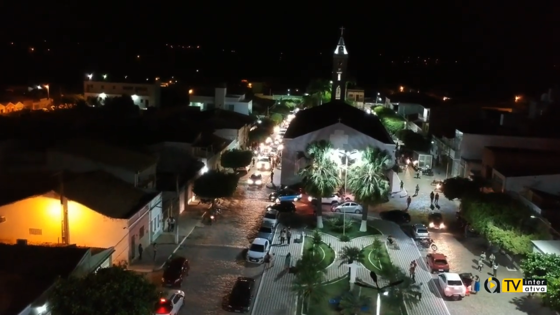 VEJA VÍDEO: População local e visitantes celebram festividade do dia de Senhora Santana em Luís Gomes/RN