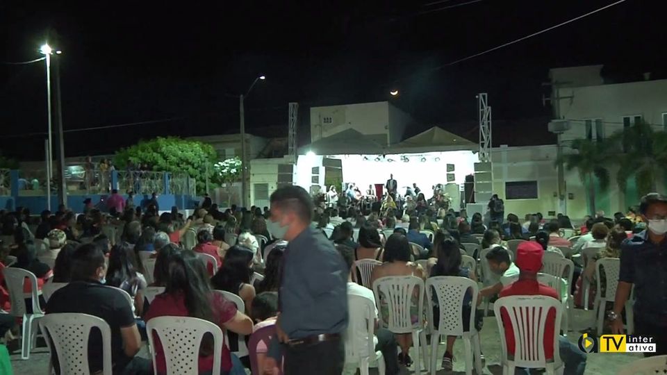 Em Luís Gomes: Dia do evangélico é celebrado com culto em praça pública. Veja vídeo