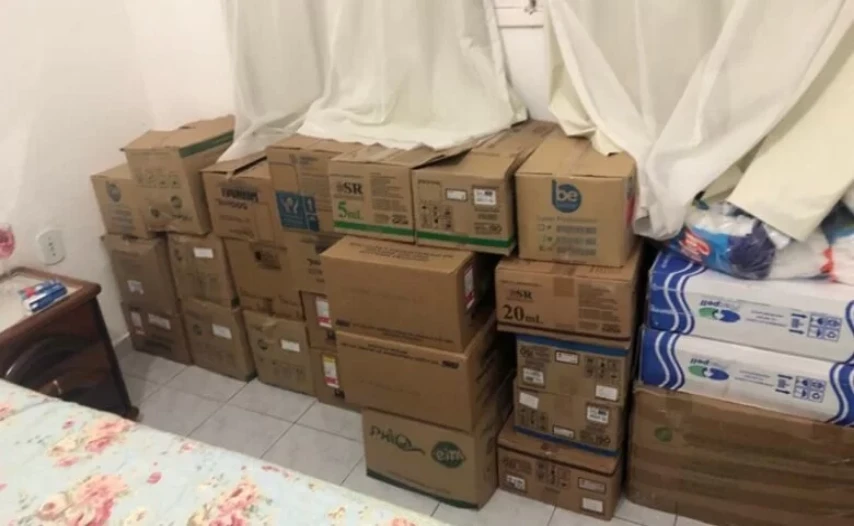 Imagens dos medicamentos e insumos apreendidos em investigação que envolve o ex-prefeito de Uiraúna são disponibilizadas