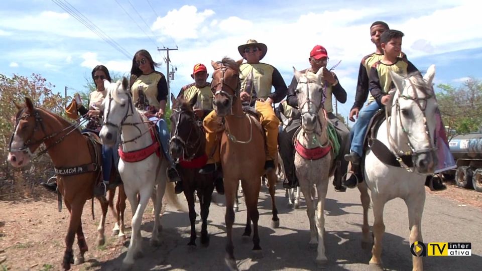 Veja vídeo: Cavalgada de Nossa Senhora Aparecida é realizada em Luís Gomes