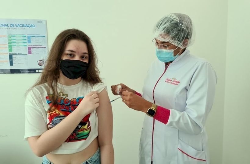 Sousa avança na cobertura vacinal ao realizar Dia D de Vacinação contra a Covid-19, neste sábado
