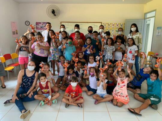 Entrega de ovos e brincadeiras marca evento da páscoa da Assistência social em Bernardino Batista