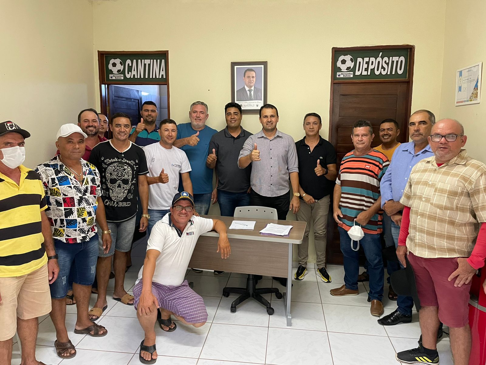 Bernardino Batista: Prefeito Aldo Andrade se reúne com motoristas do município e define aumento de salário