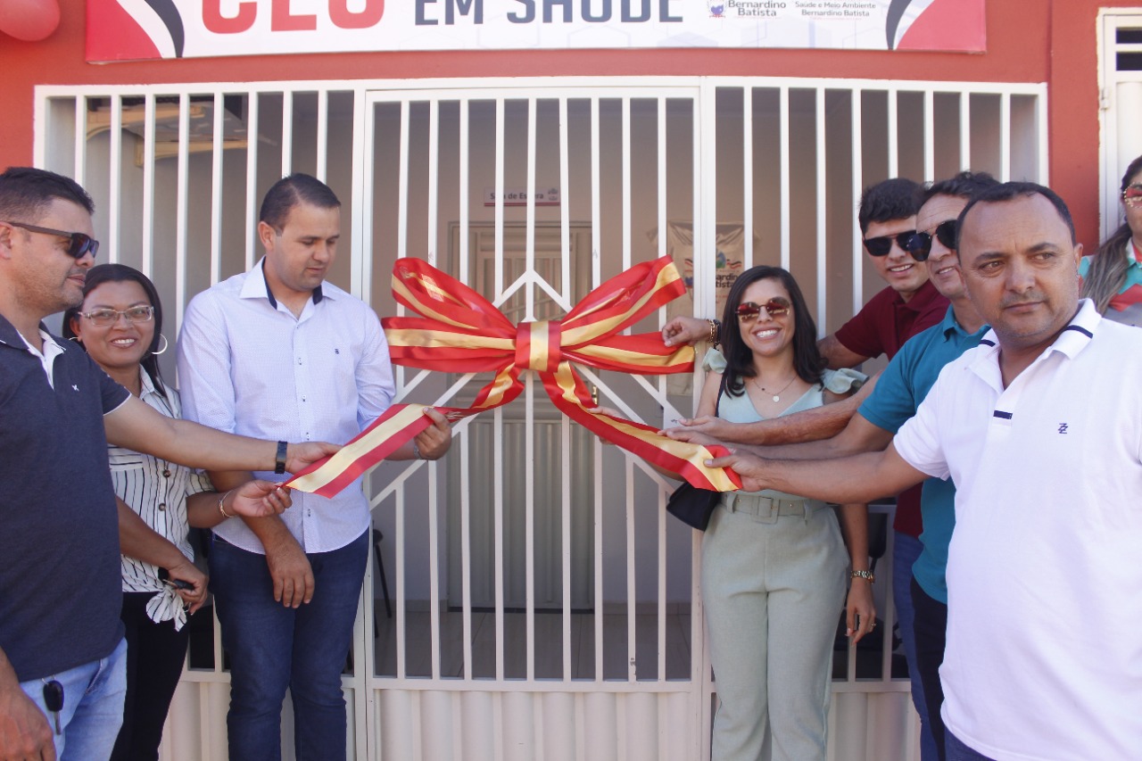 Inaugurações, visitas a obras, Ordem de Serviços e Festa na praça marca segundo dia da semana do município em Bernardino Batista