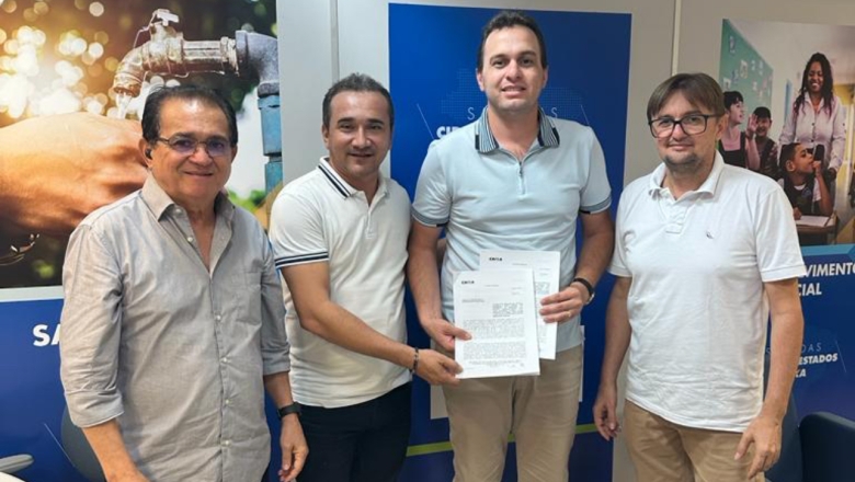 Prefeito de Triunfo assina convênios de mais de R$ 4 milhões para pavimentação de ruas