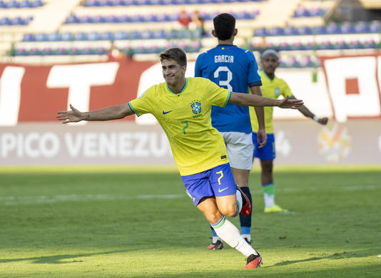 Brasil reage contra o Equador e garante vaga antecipada na fase final do Pré-Olímpico