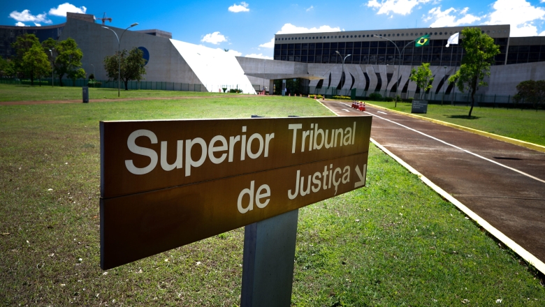 Quinta Turma absolve homem condenado por estupros que ficou 12 anos preso injustamente.