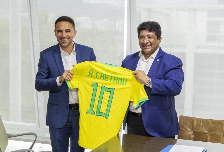 CBF apresenta Rodrigo Caetano como coordenador executivo geral das Seleções Masculinas