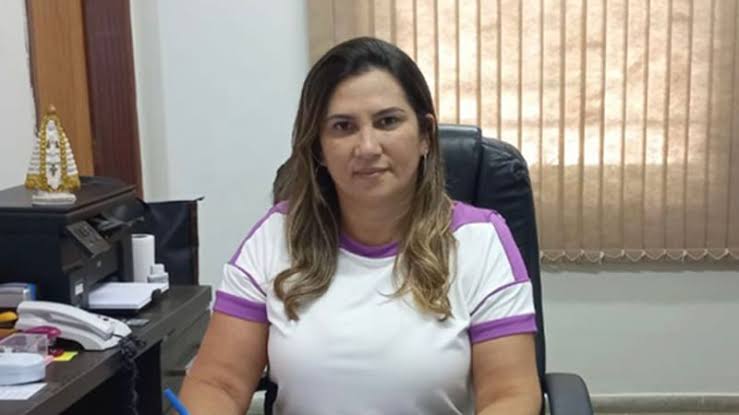 Corrinha Delfino é anunciada como pré candidata a prefeita de Cajazeiras pelo grupo de situação