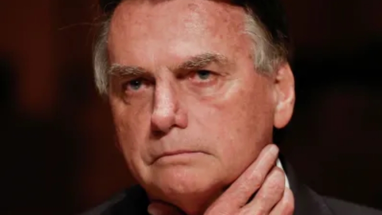 Bolsonaro transferiu quase a totalidade de seus recursos financeiros para conta nos EUA, diz PF