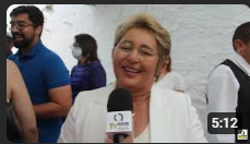 Multidão lota convenção histórica e Leninha Romão é oficializado como candidata a prefeita de Uiraúna.