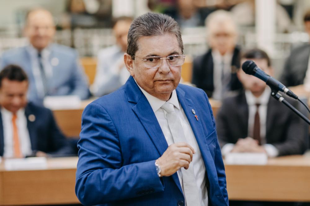 Deputado aliado classifica como “desastrosa” fala do governador sobre sucessão na Paraíba em 2026