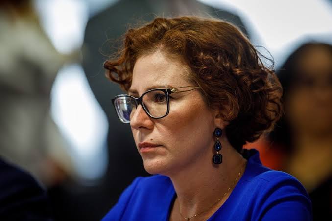 TRE-SP cassa mandato de Carla Zambelli