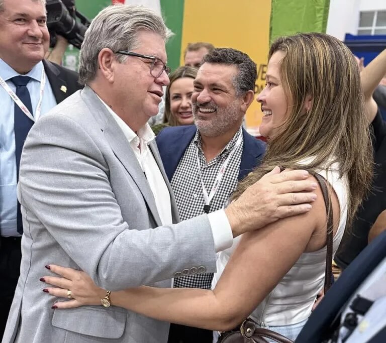 Prefeito de São João do Rio do Peixe reforça pré-candidatura de Larúcia Sá a deputada estadual em evento da FAMUP