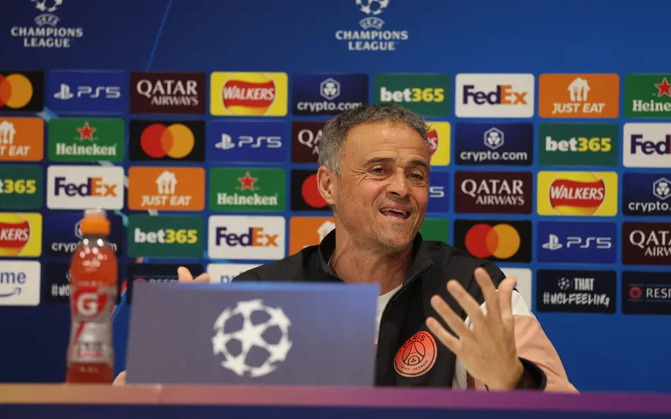 Técnico do PSG promete atenção para jogo contra o Botafogo no Mundial de Clubes