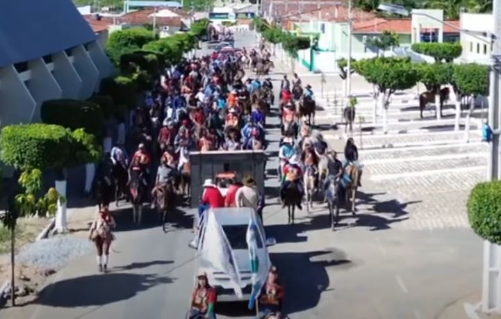 VI cavalgada “tropeiros de São Francisco” abre as festividades dos 31 anos de emancipação política de Poço Dantas