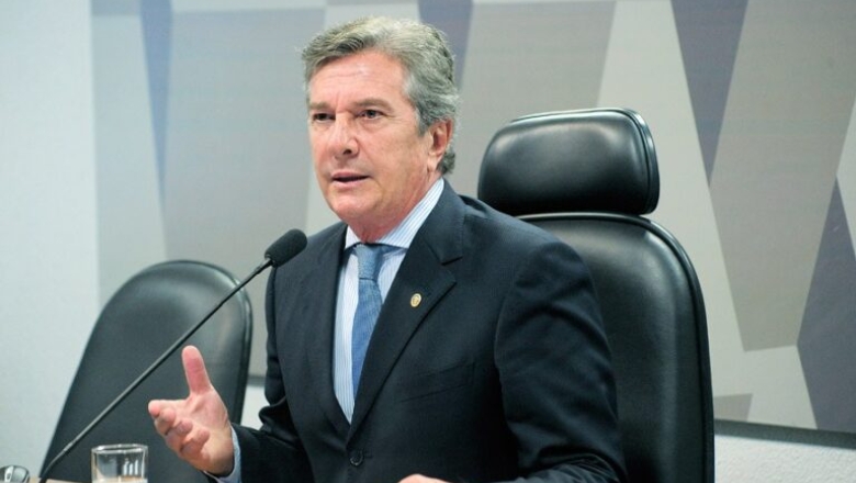 Moraes autoriza Collor a cumprir pena de 8 anos e 10 meses em casa
