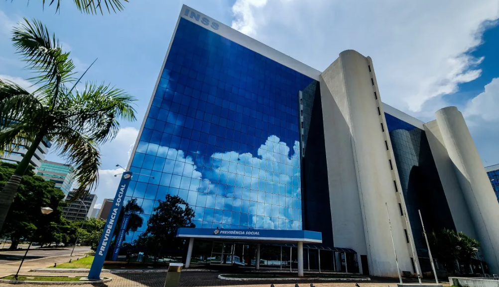 Plano de ressarcimento a vítimas de fraude esbarra em complexidade do INSS