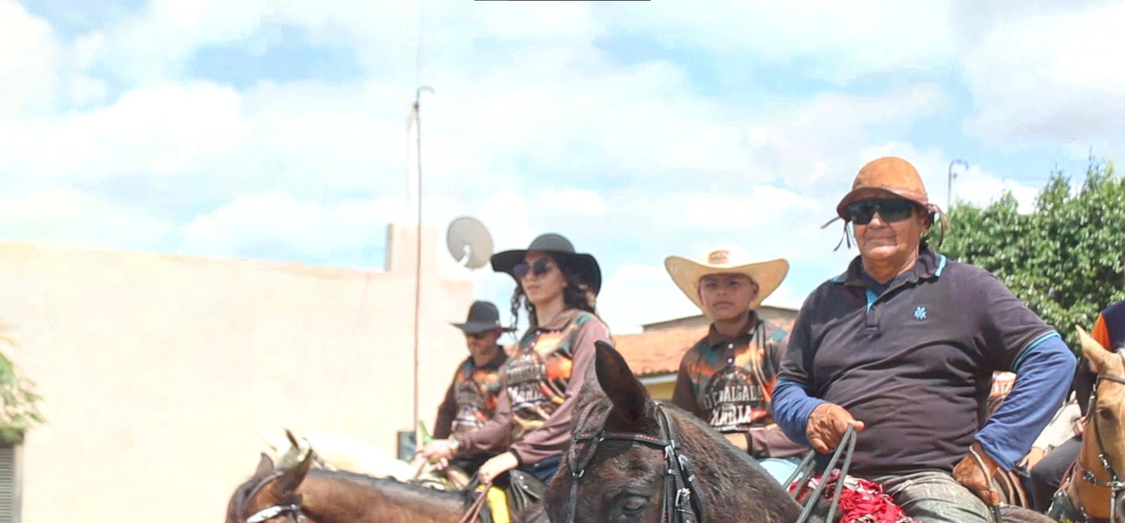 2ª Cavalgada com Maria movimentou o domingo em Água Nova